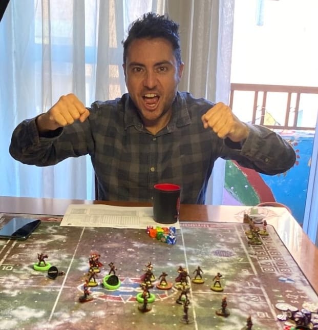 Y ahora sí, porque a esta hora ya sí se puede presentar a este entrenador... clasificado en 2° lugar:

DUKE LUTHOR, El Conde Chuzor, 

El Señor de la Noche

 “¡Bassshuuuuura!”

Clasificación directa: 2° puesto – Win Ratio 72,64% en el periodo 2022/2023

• 70,76 % Win Ratio Total