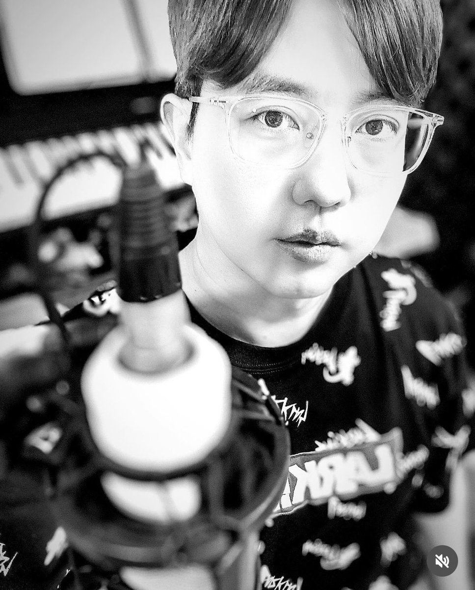 CAnUjisung's tweet photo. 9月もありがとうございました

今月はいつもの方々の留守が多かったが久々に会えた方もい��続いてる縁に感謝します。

9월도 만난 분들께 깊은 감사를 드립니다

#ライヴ #コンサート 
#CAnPresent #crlonline 
#UCAn #ユーシアン #유시안 
#韓国ドラマ #ost
#ありがとう #感謝 
#韓国タレント https://t.co/h6S36LsiO3