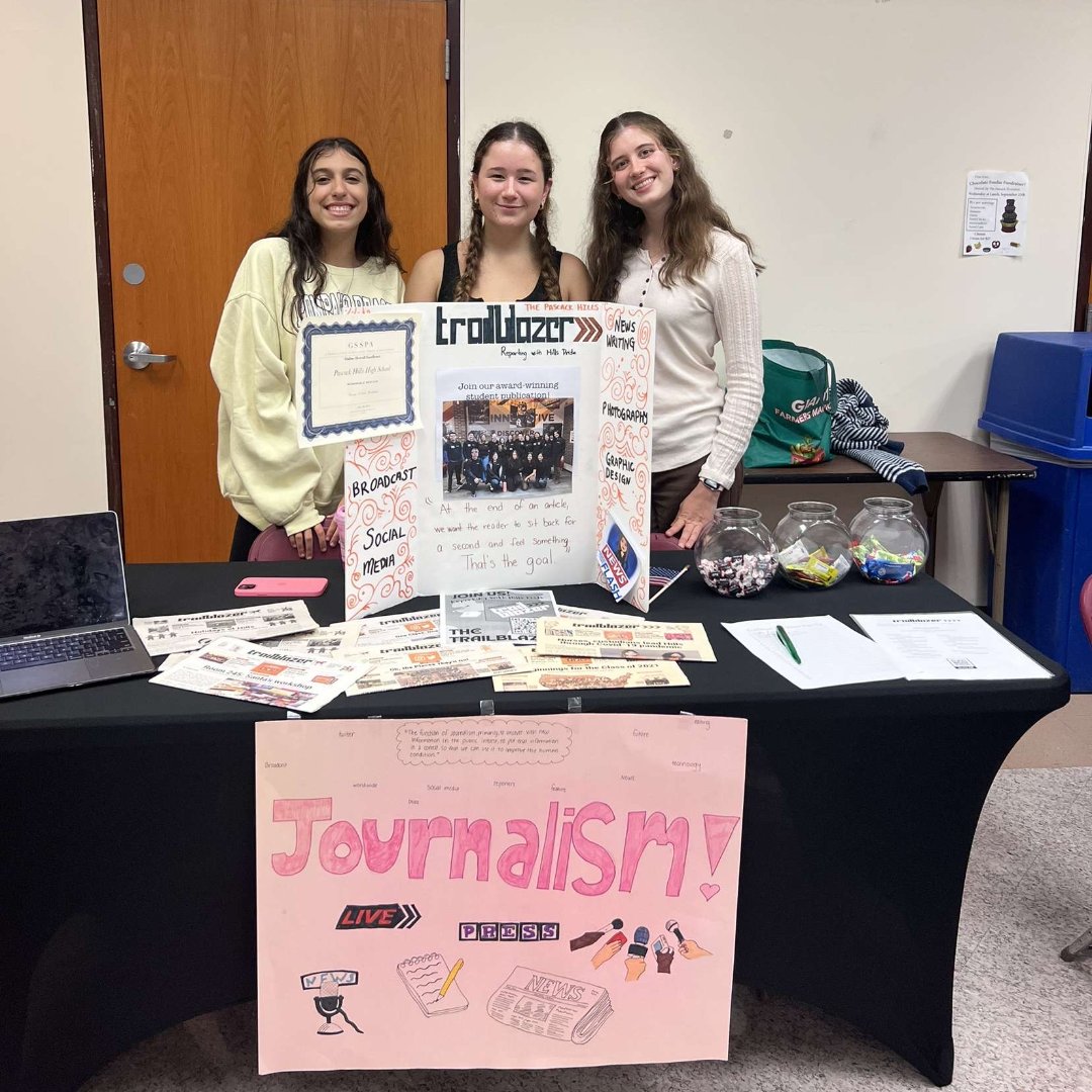 Last night, Pascack Hills had their Back to School Night. Parents were able to see the wonderful programs offered for students and hear from our amazing faculty!