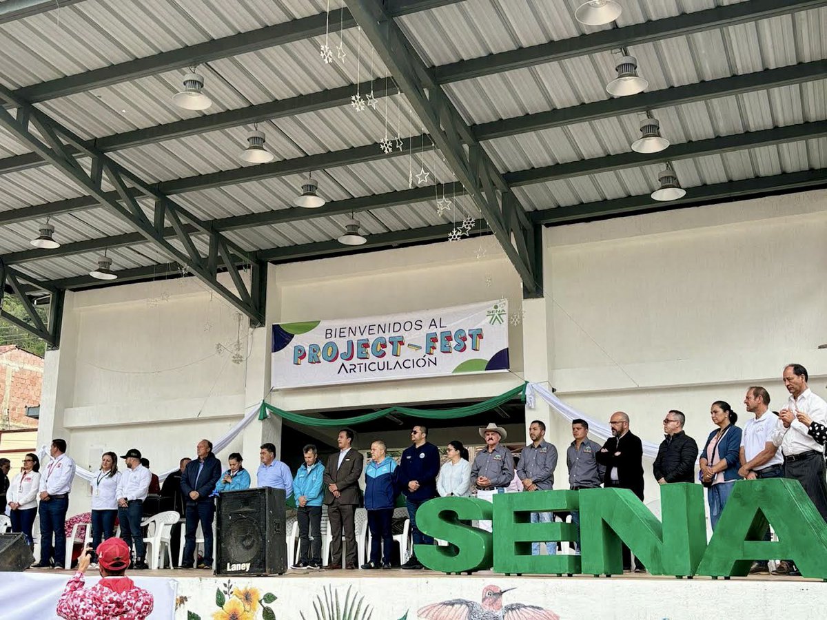 CORPOGUAVIO's tweet photo. CORPOGUAVIO participó en #AGROEUREKA y #ProjectFest, impulsando prácticas agropecuarias sostenibles y destacando el rol de los jóvenes en el futuro del sector. 👉 https://t.co/9irTIaqauV @MinAmbienteCo @ASOCARS @AmbienteCund https://t.co/KmHsduIUGx