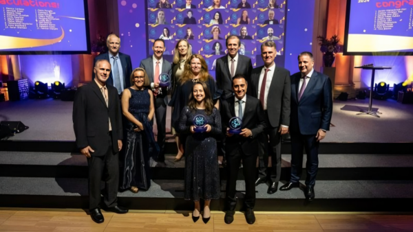 oncodaily's tweet photo. Our annual @merckgroup Awards are here again - Belén Garijo
https://t.co/L4egzTjdtG
#Cancer #MerckGroup #OncoDaily #Oncology #MedEd #MedX #MedNews #Medicine #Health https://t.co/U0IqqLiDJh