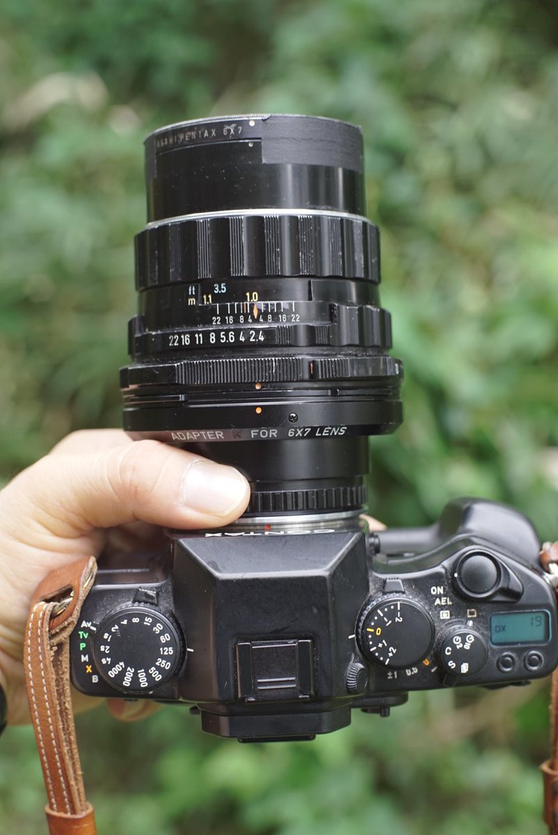 hide_c_life's tweet image. この組合せヤバい！
ファインダーに浮かぶ画が美しすぎて無限にシャッターを切ってしまう！　

#CONTAX
#RX2
#Pentax
#SMCタクマー105mmF2_4