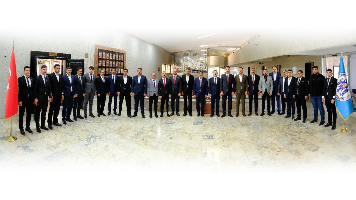 RehaAygen's tweet photo. Ülkü Ocakları Genel Başkan Yardımcımız Sayın Lütfü Nebioğlu Erzurum,Kars,Bitlis,Ardahan,Muş,Malatya Ocak Başkanlarımızla birlikte  Erzincan Belediyesini ziyarette bulunduk. 

Belediye Başkanımız Sn. Bekir Aksun’a misafirperverliği için teşekkür ediyoruz. https://t.co/fzxtlgIUks