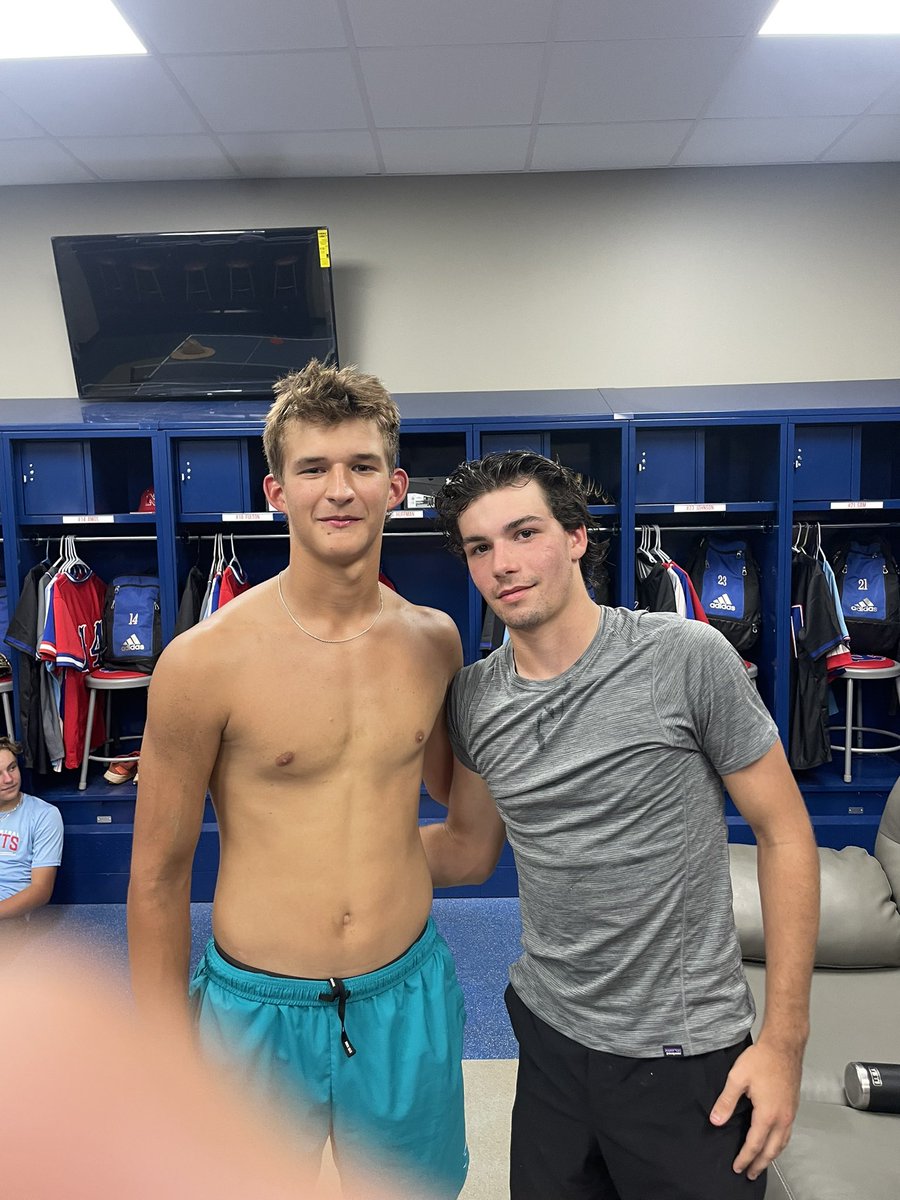 Last two weeks #UNFINISHED players of the week. Jr. Logan Collins-expecting big things from this guy. Fr. Cannon Butler-dude has the mind set and tools to be special before he leaves us. #UNFINISHED #onemore