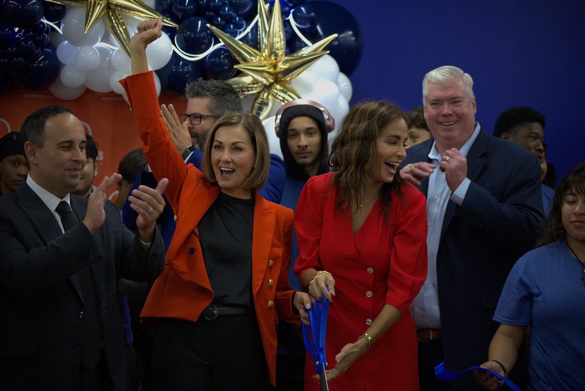 Cris GW (@cristina_gw) on Twitter photo I love this photo so much 🥹
A total dream realized. I’m so honored to be able to be a part of such catalytic change for students and families.
#ChartersWork #DropoutRecovery #Iowa #WhatAboutUs
<a href="/FreedmCoalition/">Freedom Coalition for Charter Schools</a> <a href="/edreform/">The Center for Education Reform</a> <a href="/KimReynoldsIA/">Kim Reynolds</a> <a href="/Dr_JerryFarley/">Jerry Farley</a> I love this photo so much 🥹
A total dream realized. I’m so honored to be able to be a part of such catalytic change for students and families.
#ChartersWork #DropoutRecovery #Iowa #WhatAboutUs
<a href="/FreedmCoalition/">Freedom Coalition for Charter Schools</a> <a href="/edreform/">The Center for Education Reform</a> <a href="/KimReynoldsIA/">Kim Reynolds</a> <a href="/Dr_JerryFarley/">Jerry Farley</a>
