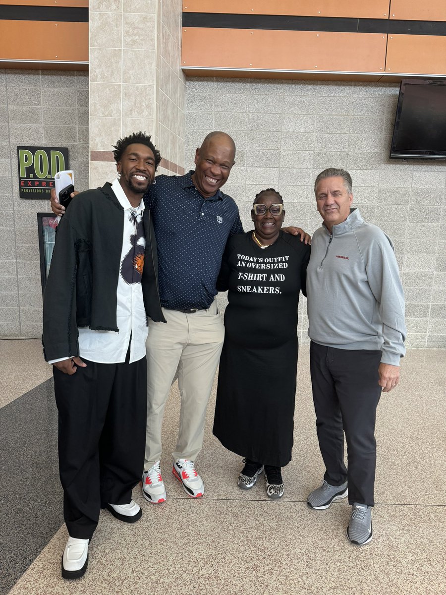So happy for Malik Monk and his family! Malik was inducted into the Bentonville High School Athletics Hall of Honor tonight! 

Other honorees also inducted were
Harvey Ricketts
Robert “Steve” Bertschy
Jim Sellers
Erik Ragsdale
Shayne Wiedemann Reed
Kasey Ford

Congratulations to