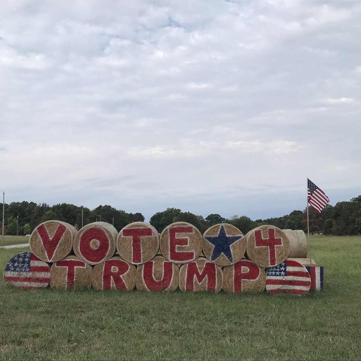 americanguac's tweet photo. Somewhere in rural Missouri. 

🇺🇸 
#Trump2024 #mo #Missouri https://t.co/cHySaHPzpu