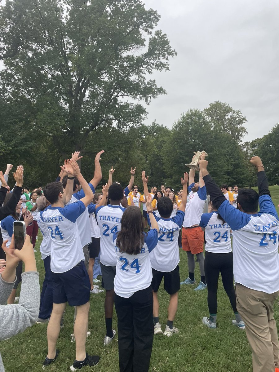 OslerResidency's tweet image. Happy Friday from the Osler Medical Residency-a great week with our annual Firm Olympics-all hail Thayer the victors-&amp;amp;the first #Osler Grand Rounds of the year with the #flagship firm-@elimorris &amp;amp; @MikeRoseMDMPH presenting a pharyngitis diagnostic dilemma!