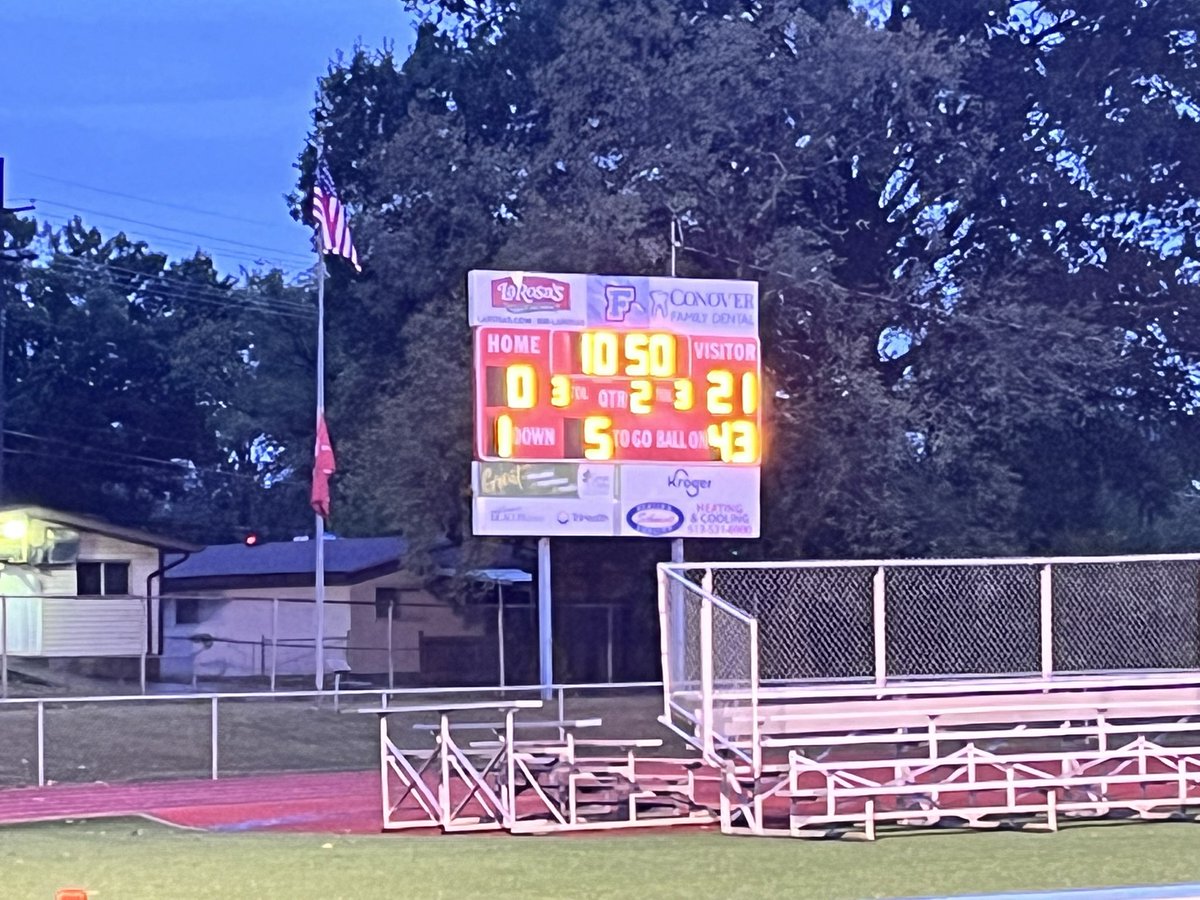 Great night for football here in Finneytown!  End of the 1st Qtr, DP Wildcats up 21-0!!
