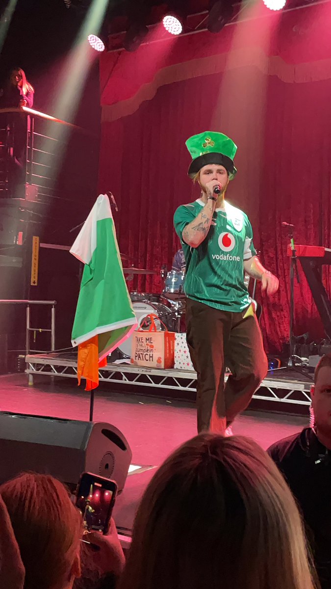 kenziefox__'s tweet photo. The sassiest Irish princess 👸 🇮🇪☘️ @alexwaarren  pls come back xo🫶🏻 https://t.co/wZdekJwLK4