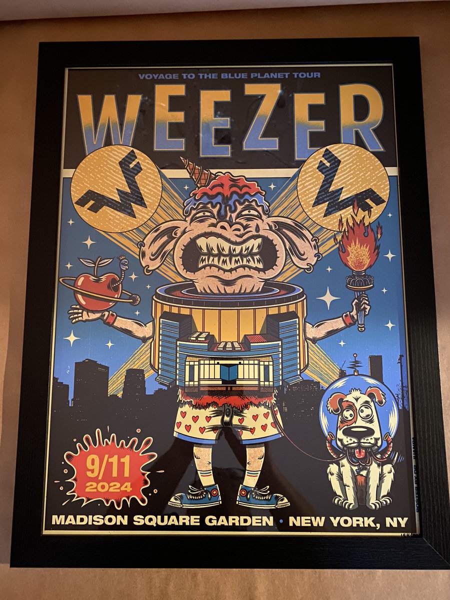 AScorcho's tweet image. I went crazy trying to get a poster at the show but went home empty handed.  Luckily I won a eBay auction and it didn’t cost me a arm and a leg