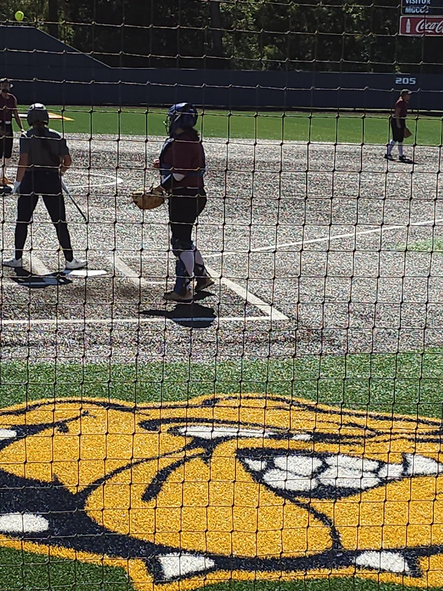 It's always a great day when I get to watch my old teammates play some ball. So proud to see how far they have come!  Reid State vs. MGCCC <a href="/ReeanaWilliams/">Reeana Williams</a>
<a href="/carol_batson11/">Caroline Batson</a> <a href="/MGCCCSoftball/">MGCCC Softball</a> <a href="/ReidStateLions/">Reid State</a> <a href="/StoneSoftball/">Stone Softball</a>
