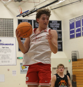 <a href="/mase_marshall/">Mason Marshall</a>, <a href="/Lucas_D215/">Lucas Dickinson</a> and <a href="/alecroumph/">Alec Roumph</a>  played well this week at Grandview Fall league. 
<a href="/RegisJesuitHS/">Regis Jesuit HS</a> <a href="/TheShowColorado/">The Show: Colorado</a>