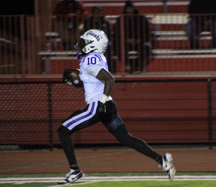 Ben Davis CC (@giantdistance) on Twitter photo Finally our athletes being multi dimensional, Jr Faith Oluwamuyemi providing great video footage of the Pep Rally! He’s no Beno yet, but check out his Instagram @ faiths.camroll for AMAZING BD athlete pictures!
<a href="/GiantAthletics/">Ben Davis Giants</a> <a href="/BenDavisHS/">Ben Davis High School</a> <a href="/WayneTwpSuper/">Dr. Jeff Butts</a> Finally our athletes being multi dimensional, Jr Faith Oluwamuyemi providing great video footage of the Pep Rally! He’s no Beno yet, but check out his Instagram @ faiths.camroll for AMAZING BD athlete pictures!
<a href="/GiantAthletics/">Ben Davis Giants</a> <a href="/BenDavisHS/">Ben Davis High School</a> <a href="/WayneTwpSuper/">Dr. Jeff Butts</a>