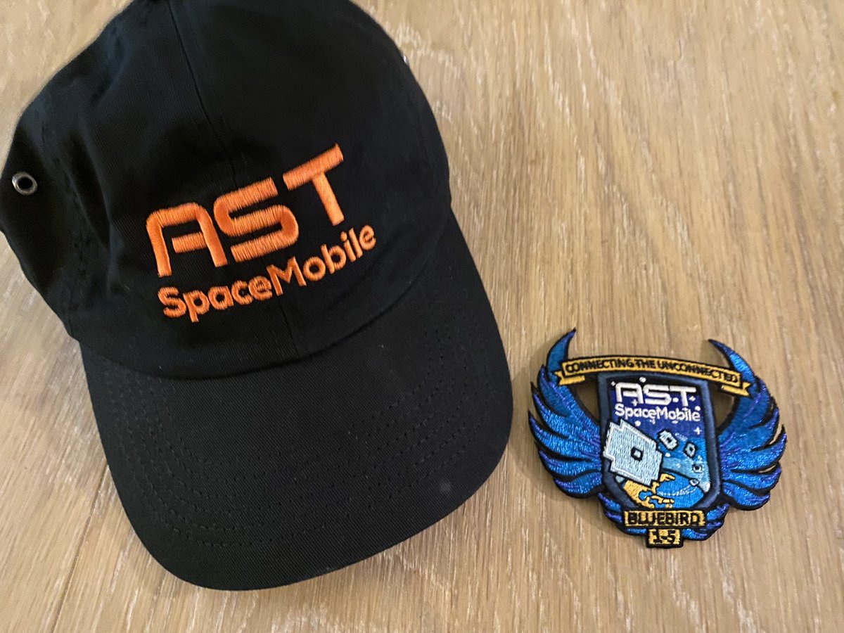 Theo Calvin tweet media