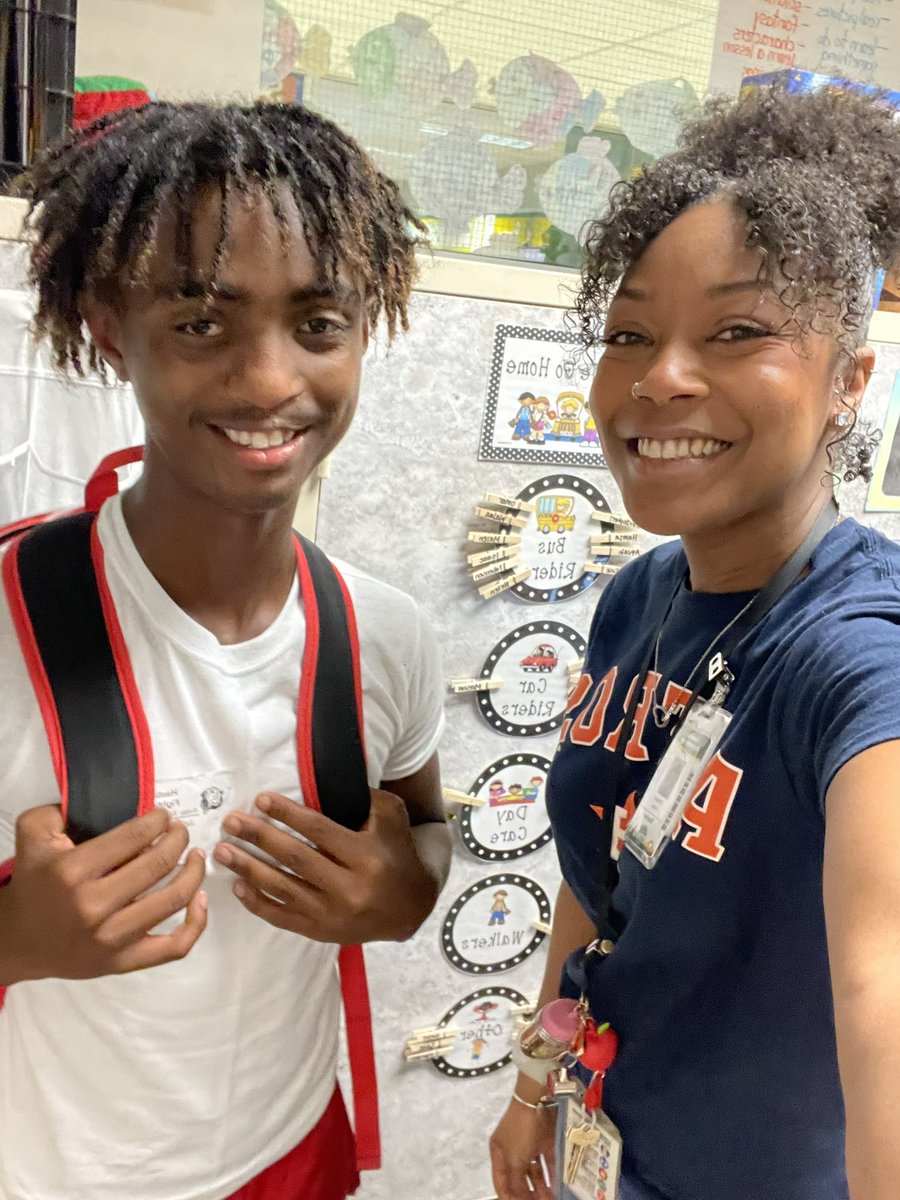 Brittany Miles (@msmilessecond) on Twitter photo It’s always exciting and a pleasure when your old students come to visit you after many years! I taught this young man in FIRST grade…and now he’s in 9th grade!!🫨
I’m glad that I was able to be apart of his journey. #onceagatoralwaysagator <a href="/Youens_Gators/">Youens Elementary</a> It’s always exciting and a pleasure when your old students come to visit you after many years! I taught this young man in FIRST grade…and now he’s in 9th grade!!🫨
I’m glad that I was able to be apart of his journey. #onceagatoralwaysagator <a href="/Youens_Gators/">Youens Elementary</a>