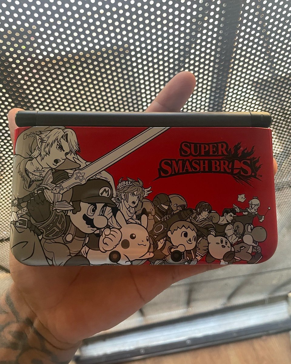 KingHazrd's tweet photo. @Renegade_Joey You would have to go to a GameStop retro location for any luck on finding one. I bought one on eBay a week ago https://t.co/93gW6A7850