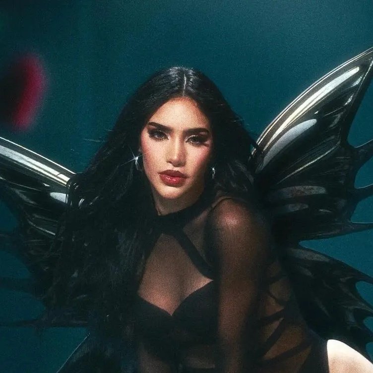 Bangchan_info1's tweet photo. "X AMOR" by @KimberlyLoaiza_ acaba de superar los 800 MILLONES de STREAMS GLOBALES (Spotify+YouTube). 

— Es su primer proyecto musical en lograrlo. https://t.co/9p6N8NFIm6