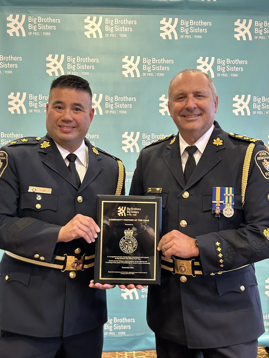 Chief Jim MacSween (@chiefmacsween) on Twitter photo On behalf of <a href="/YRP/">York Regional Police</a>, I want to extend my heartfelt gratitude to <a href="/bbbspeelyork/">Big Brothers Big Sisters of Peel York</a> for honouring us with the Community Partner Award. This recognition reflects our shared commitment to serving and strengthening our community together. Thank you for your partnership! On behalf of <a href="/YRP/">York Regional Police</a>, I want to extend my heartfelt gratitude to <a href="/bbbspeelyork/">Big Brothers Big Sisters of Peel York</a> for honouring us with the Community Partner Award. This recognition reflects our shared commitment to serving and strengthening our community together. Thank you for your partnership!