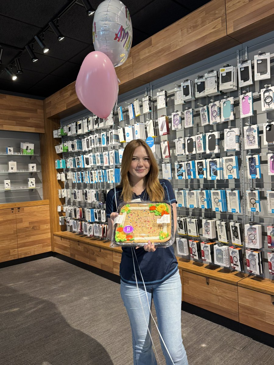 Celebrating our Lily’s 1 year work anniversary with us. We are so glad you are on our team and appreciate everything you do! #LifeAtATT <a href="/HammAnson/">Anson Hamm</a> <a href="/OfficialAmyIvey/">Amy Rogers Ivey</a> <a href="/NatsLilWorld/">Natalie Rogers</a>