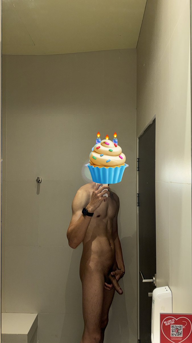 dekzatop_12's tweet photo. 🎂Happy birthday to me 🎂

ฉลอง birthday OLF ลด 40% นะครับ ฝากด้วยค้าบบบบบบบบ 🎉🎉🎉🎉

https://t.co/JLmLoHqO6J https://t.co/aE8PNnZOgK