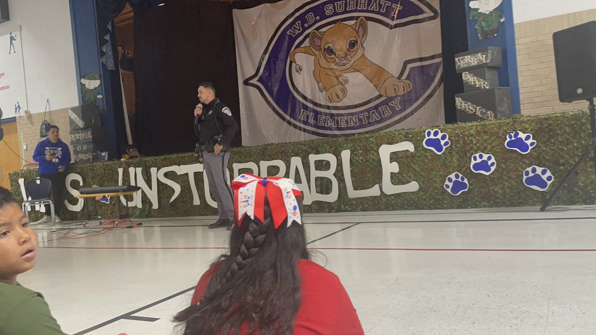 It takes a village, and we love ours! A big thank you to the Clint Jr. High drum line, WDS cheerleaders, Deputy Tarango, and the Clint High School color guard for making our Buddy Rally so special!@AbrilCeniceros5