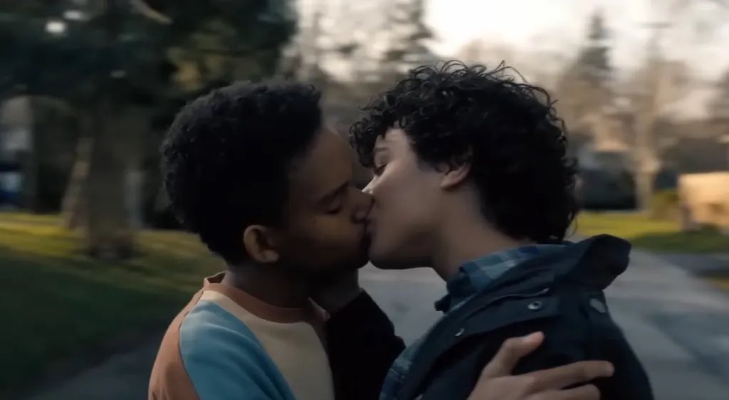 bradleyberdecia's tweet photo. it’s sad to see Chucky which was one of my comfort shows be cancelled. I applaud the series for unapologetically showcasing LGBTQ+ characters/storylines #RenewChucky https://t.co/DzRp1mk7Jn