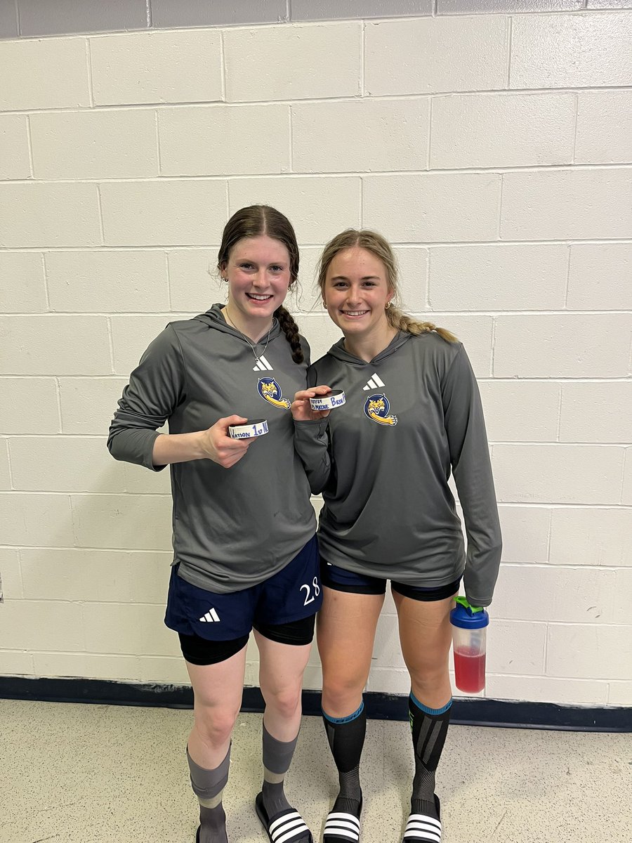 ICYMI Watty and BP got their first goals today👏👏

#BobcatNation x #NCAAHockey