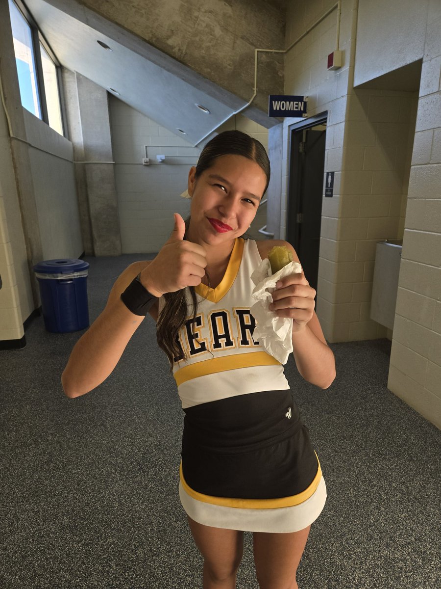 WBhsRod's tweet photo. I know these kids! @brennan_cheer @NISDBrennan #myseniorsarebetterthanyourseniors #cheerpower #belegendary #beBeowulf #BFND https://t.co/VnI9wkga1n