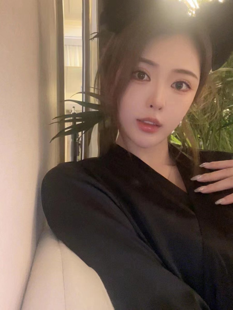 给爸爸们看看表姐全国SM交友约炮群～群截图！群里全国各地的小母狗都有！都很漂亮！🥰🥰🥰 https://t.co/TGdkLSIevt