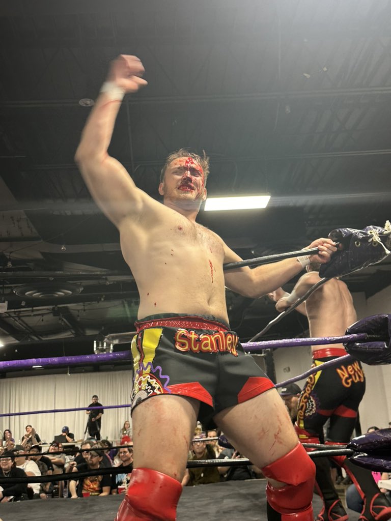 Daziland's tweet photo. @TeamLouie @stlanarchy @scottstanleypw True story, I seen’t it https://t.co/6EFDcvmGLI