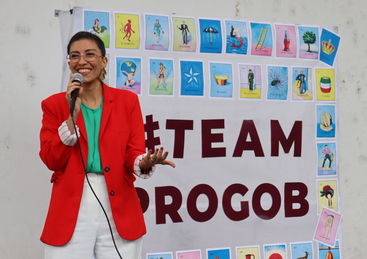WalMtzOlvera's tweet photo. 🇲🇽 ¡ #ALaMexicana ! 
Despedimos el mes patrio con un convivio para refrendar que el #TeamProgob trabaja por #Veracruz con el ❤️.

Y tú ¿Eres #TeamProgob?
#MeLlenadeOrgullo 
#TransformamosBienAVeracruz 
#SinDejarANadieAtrás 
@PROGOB_Veracruz https://t.co/YJLaOkLtUI