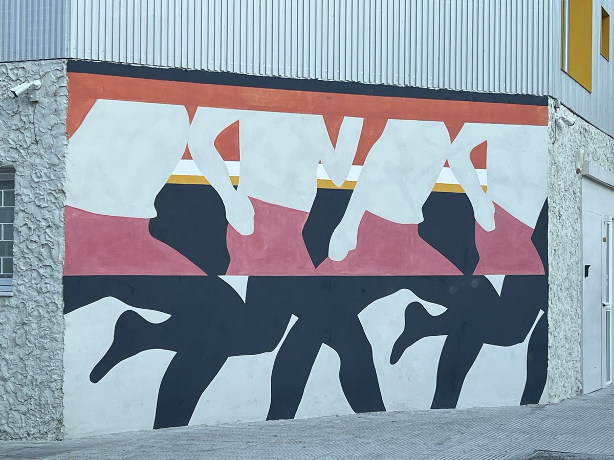 “Por las calles de #Montevideo”…. “las cosas que veo”.

Para ⁦<a href="/manurivoir/">𝘔𝘢𝘯𝘶 𝘙𝘪𝘷𝘰𝘪𝘳</a>⁩ ⁦<a href="/streetartuy/">Street Art Uruguay</a>⁩ 

📍 Santiago de Chile a 2 cuadras de Rambla Sur 🫶