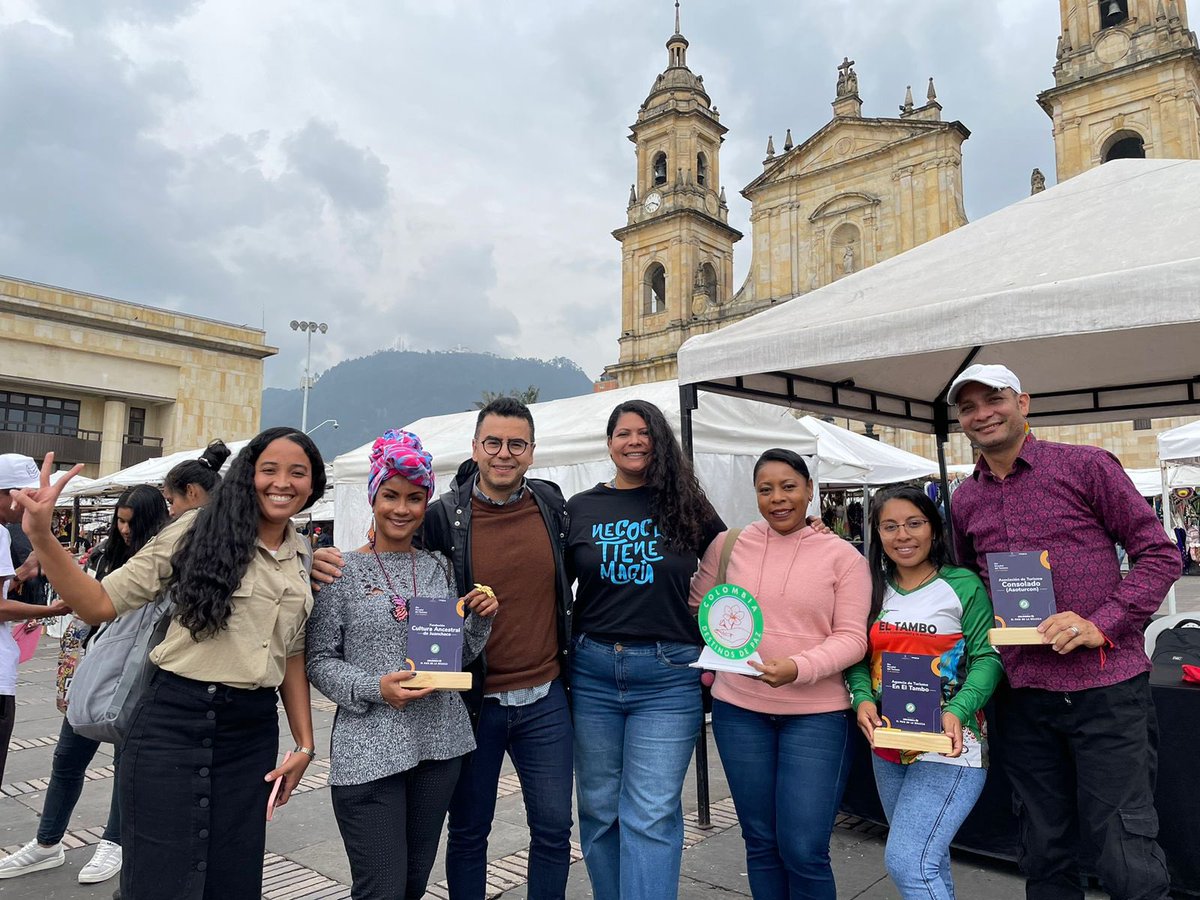 Col_Productiva's tweet image. En celebración del Día del Turismo, que este año se centra en la Memoria y la Paz, El @MincomercioCo y @Col_Productiva presentan una hoja de ruta para 50 empresarios.

Iniciamos con jornadas de formación a través de webinars que abordan tácticas comerciales y diseño de…