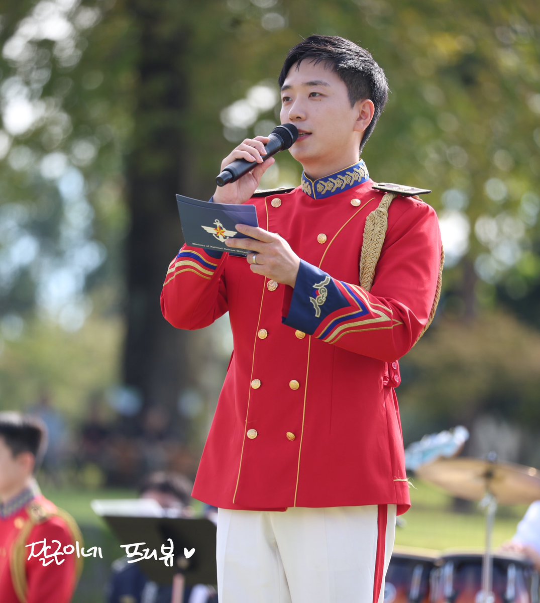 240928 용산 군 문화 페스타 프리뷰

#포레스텔라 #FORESTELLA #고우림