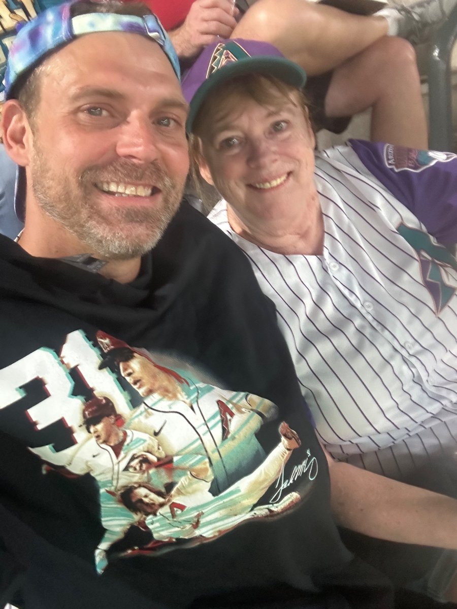 _PA13L0_'s tweet photo. We need a win tonight boys!!!
ps.. Love our McJake Shirts..
#whatafan #dbacks

@dbacks https://t.co/mCJmrspHjr