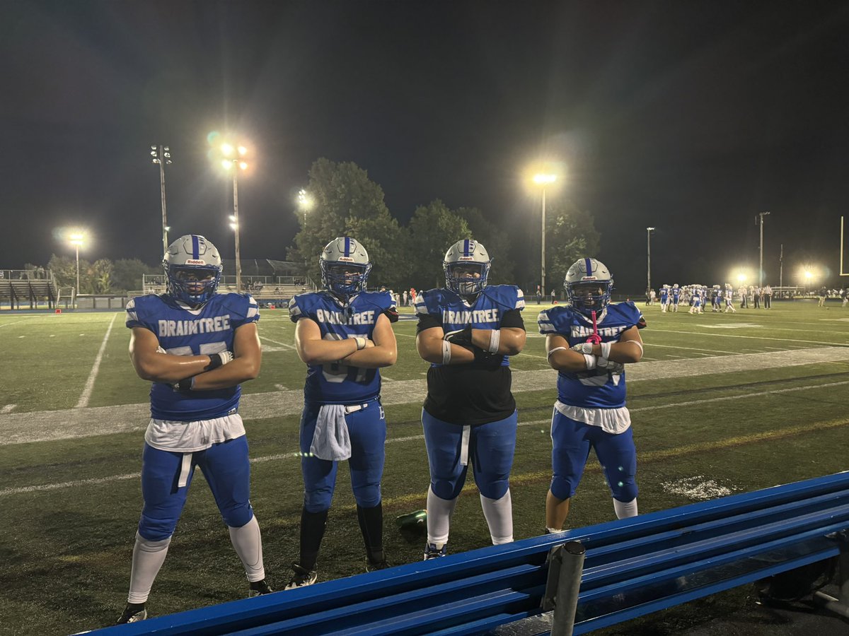 FOOTBALL 🏈 

Braintree - 41
Framingham - 12