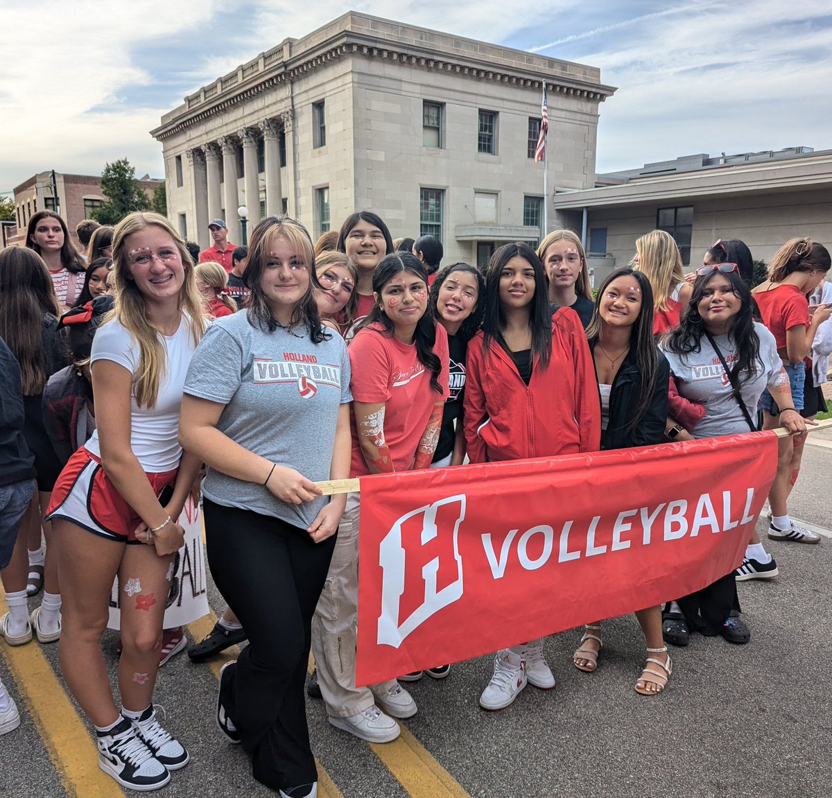 HHSVolleyball2's tweet photo. HOCO 2024 HHS VOLLEYBALL PROGRAM!!! https://t.co/aJcmoexneY