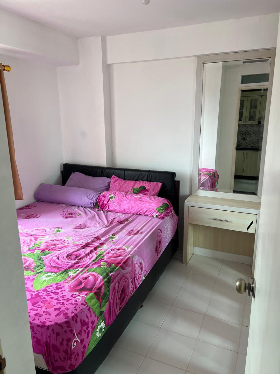mouikkai_'s tweet photo. Main bedroom (kamar utama) https://t.co/x84sdPUv1Q