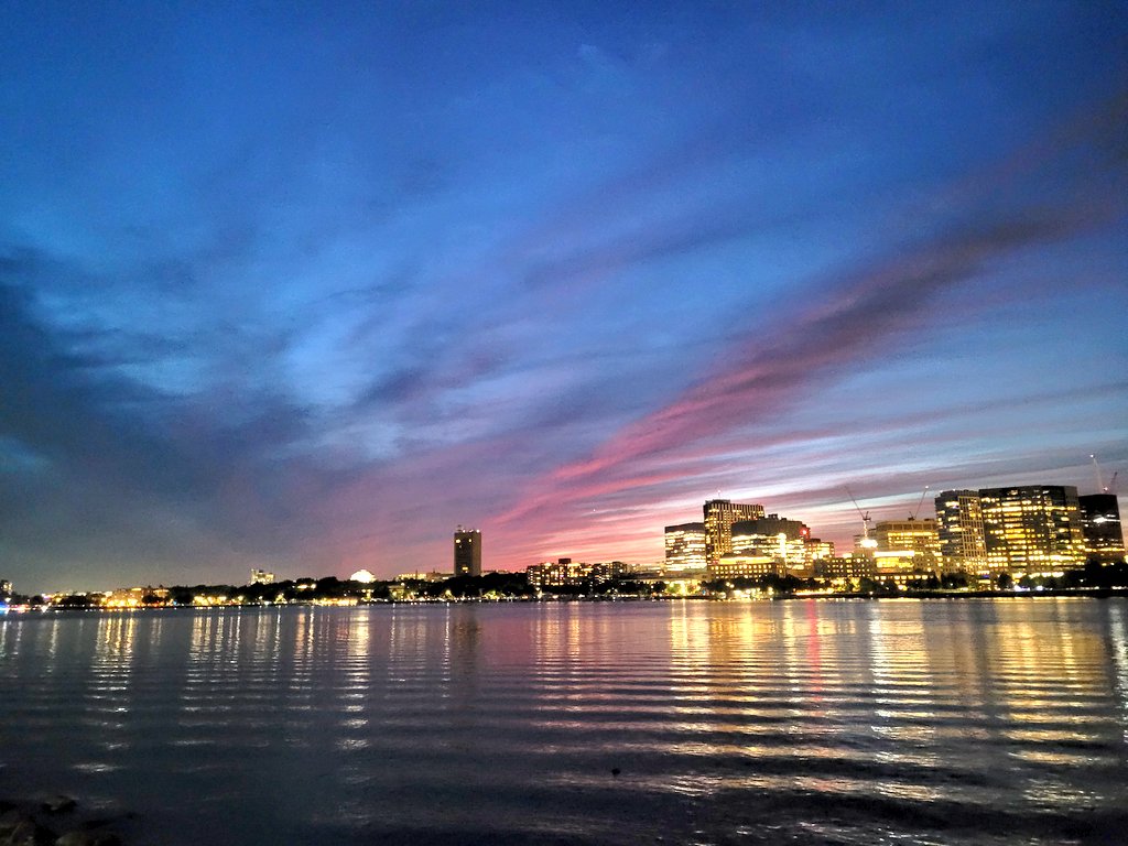 ToddyLarue's tweet photo. Love my city. https://t.co/qoOzimLYe6
