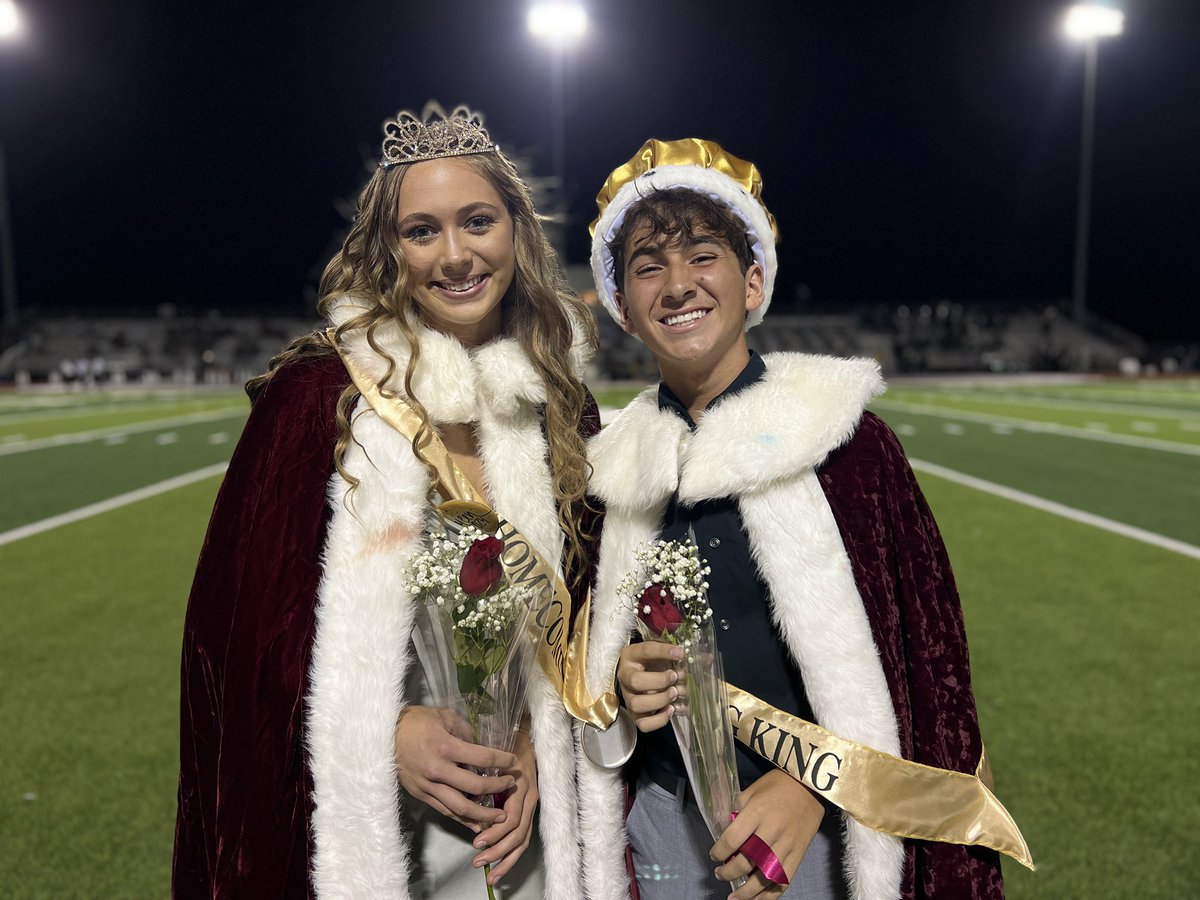 Congratulations to <a href="/BluffTennis/">Flour Bluff Tennis</a> star Izaak Cintron &amp; <a href="/FBHornetVB/">Flour Bluff Volleyball</a> star Maggie Croft on being named Homecoming King &amp; Queen❕👑

#CPH | #SWARM