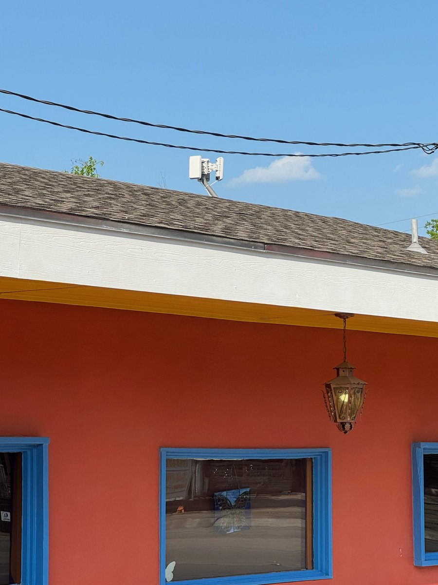 ampsolutionsio's tweet image. 🚀 Big thanks to @sazonaustin for hosting a Helium Hotspot with Amplify Solutions! 🌐💸

Ready to earn passive rewards for your business with zero effort?

✅ No setup costs
✅ We handle everything
✅ Monthly rewards!

DM us to learn more! 💬
#AustinBiz #HeliumNetwork