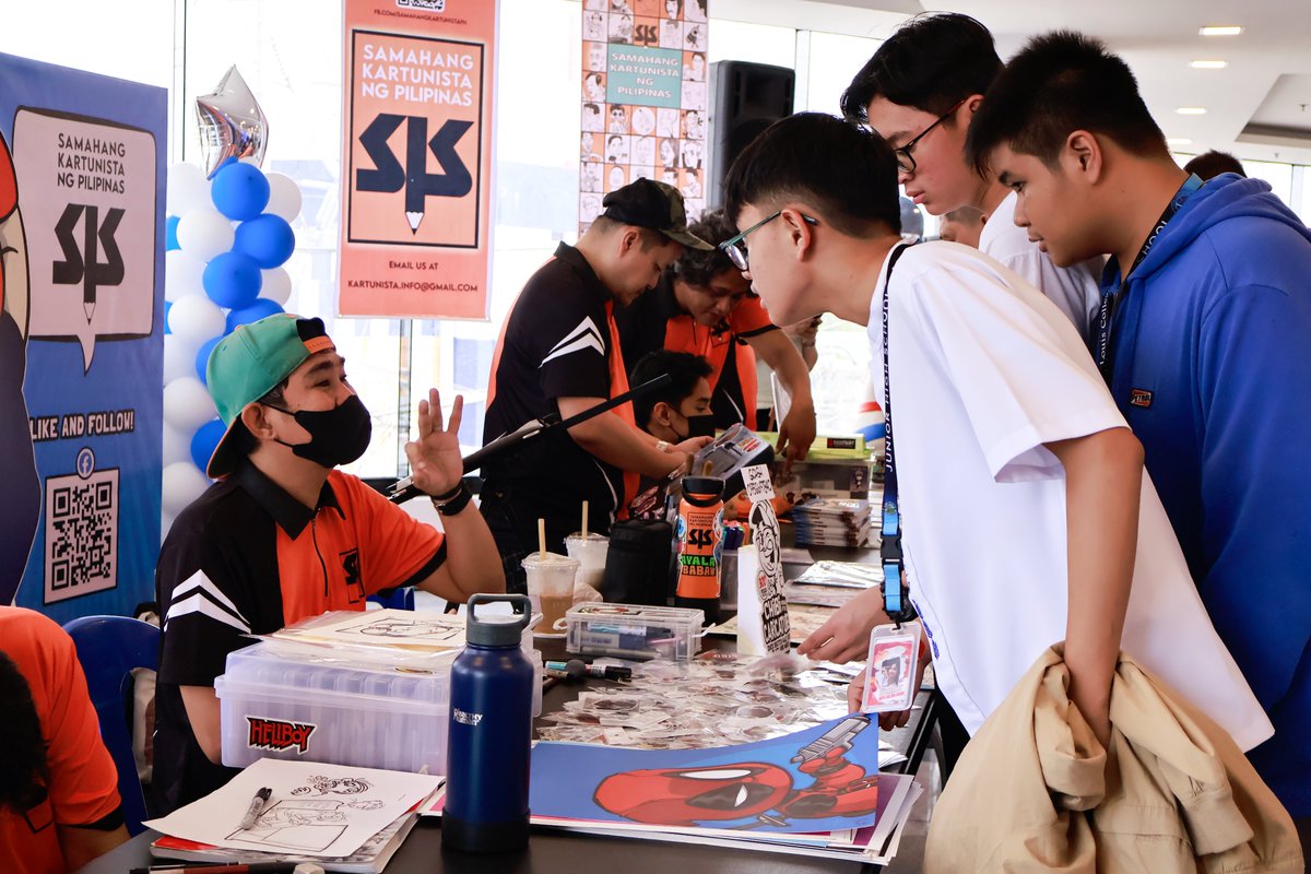 KuhakuMedia's tweet photo. 𝗟𝗢𝗢𝗞: Comic enthusiasts and attendees participated in the final day of Valenzuela Comic Con at  the Val-ACE Library Malinta, @valenzuelacity.  which aimed to increase art appreciation in the city

#ComicCon2024
#ValenzuelaComicCon
#KuhakuMedia https://t.co/0NozmwVc0I