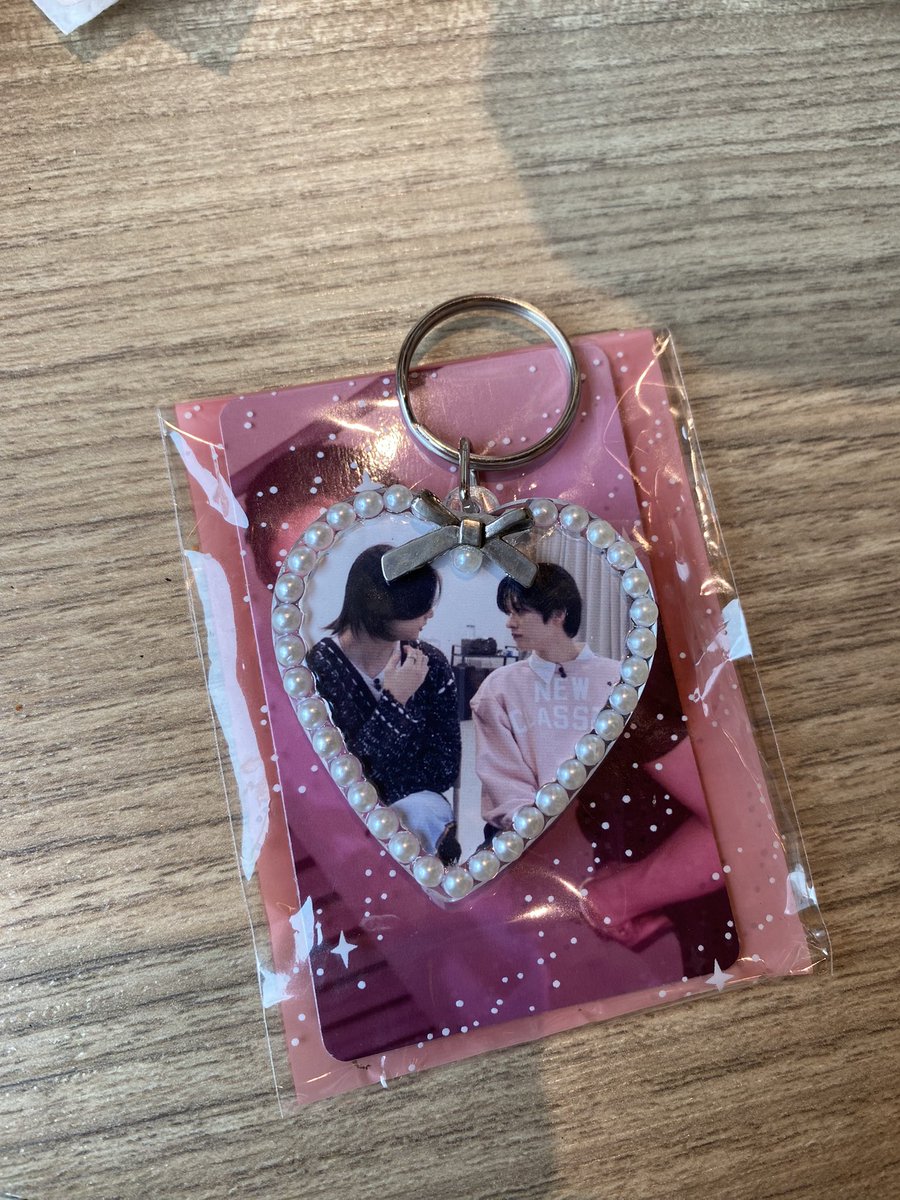 hhyunebunbun's tweet photo. NEW ANIK ANIK JUST DROPPED π
my hyunho π₯Ή thank you for the love and joy in this world @ayenification π
#from_bee π https://t.co/G4Vxe4Nmif