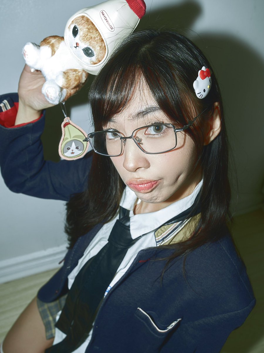 stay in the middle, like you a little 🤭