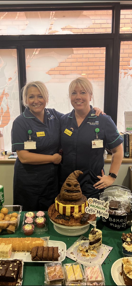 The MacMillan Advanced Cancer nurses at the Tameside Macmillan coffee morning with their Harry Potter Sorting Hat cake. Great morning in the unit 🧙 💫 💚💙 <a href="/StephGooder/">Steph Gooder</a> <a href="/TamesideMISS/">Tameside & Glossop Macmillan Information & Support</a> <a href="/TandGCancer/">Tameside & Glossop ICFT Cancer Services</a>