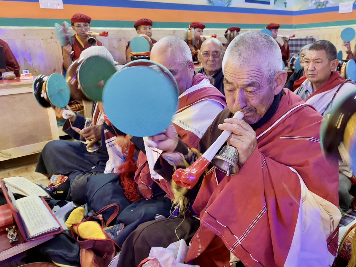Drukpa's tweet photo. Sengey Tsewa Practice at Druk Osaka Chosling Nunnery, Tia Village on Dakini Day
#GyalwangDrukpa #Drukpa #DrukpaNuns #TiaVillage #DakiniDay #SengeyTsewa https://t.co/95DK13A2xN