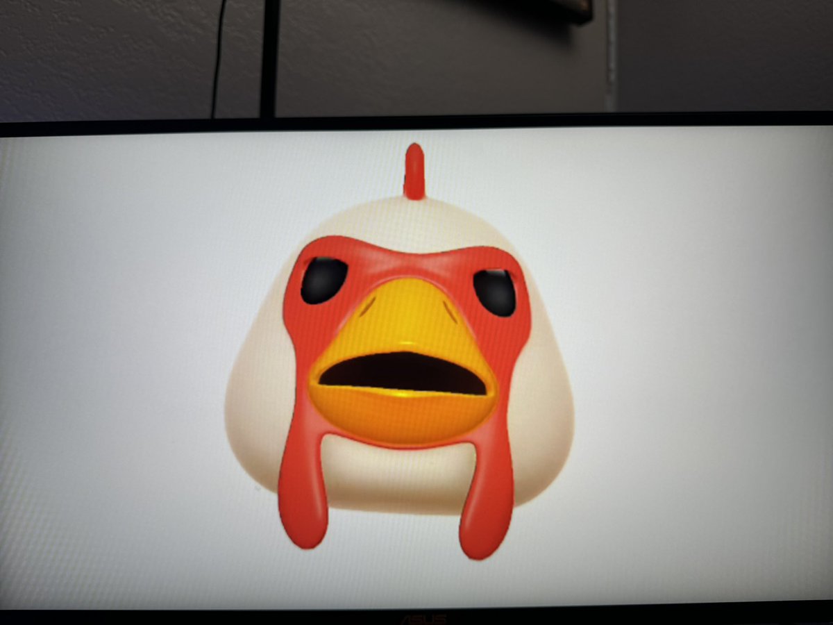 FreakWeasel's tweet photo. I’m rewatching old vlogs in order… MOTIVATIONAL CHICKEN STRIKES AGAIN! @LifeOfTom @Syndicate https://t.co/mPgTcHCYRm