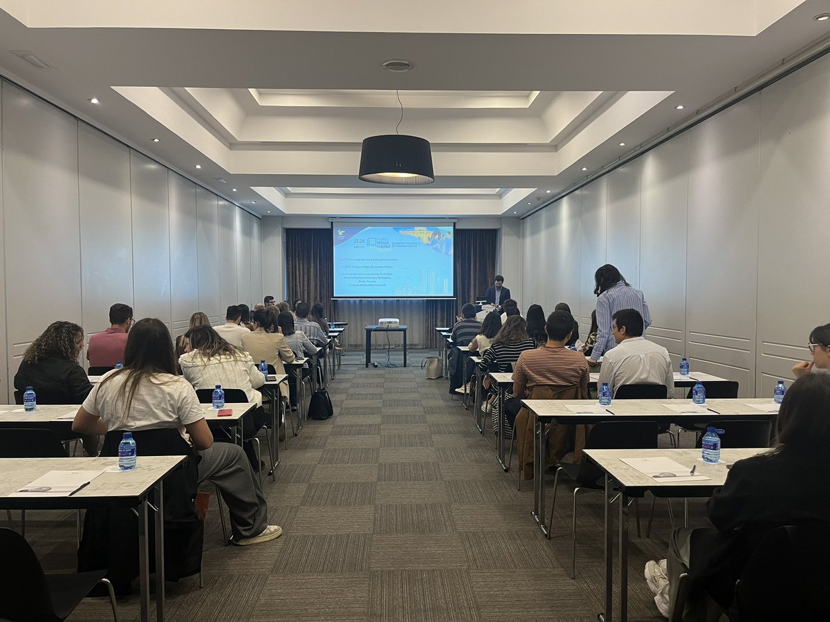 AESPANC's tweet image. 📢📢Comenzamos con ilusión y ganas el segundo día del primer curso de residentes en enfermedades pancreáticas
#AESPANC #NPC2024 #pancreaslover