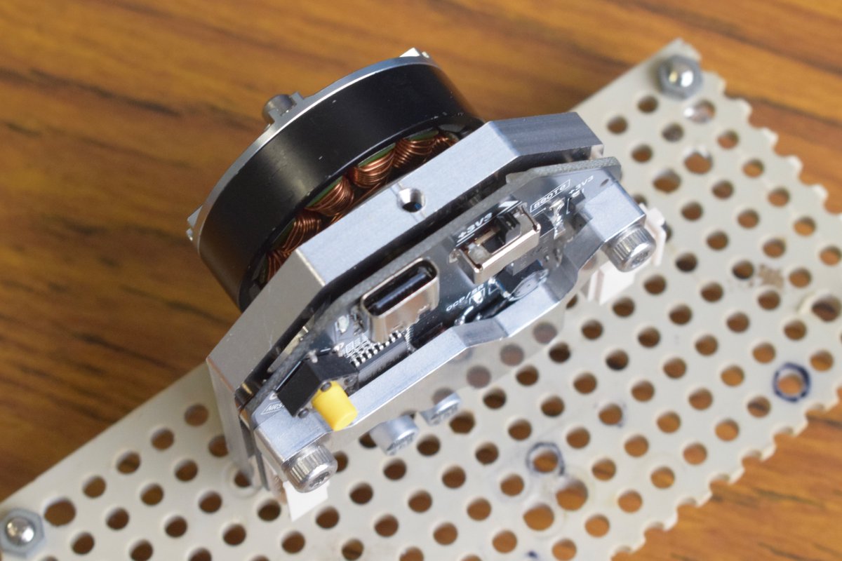 BLDCドライバ作った。これから頑張って回す。